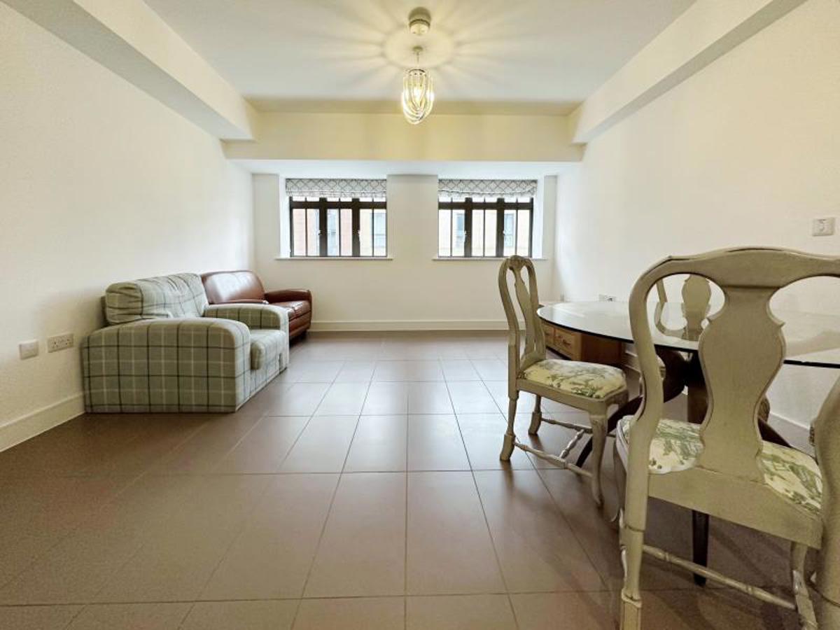 Flat Colston Avenue in Bristol