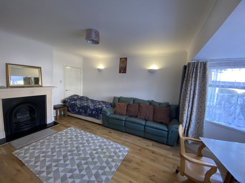 Room Avalon Road in Greater London
