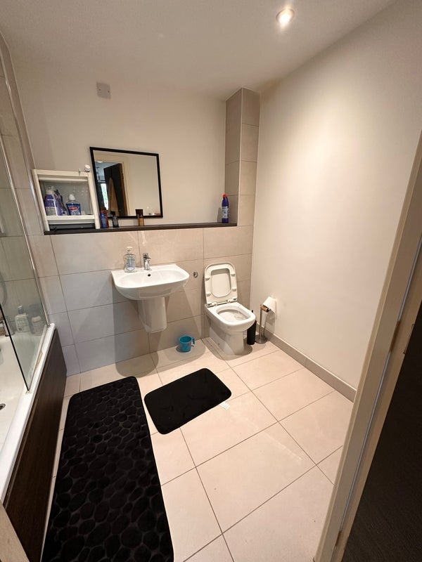 Flat Woden Street in Salford