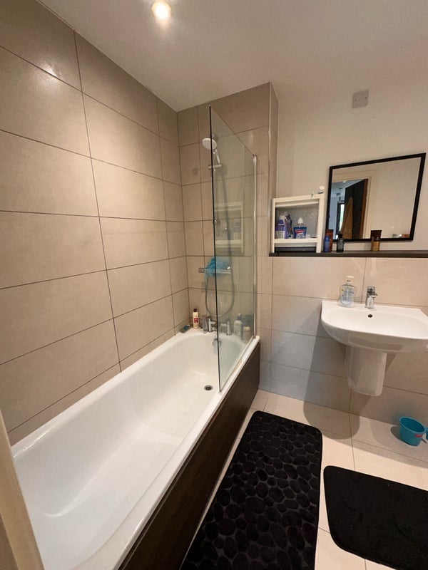 Flat Woden Street in Salford
