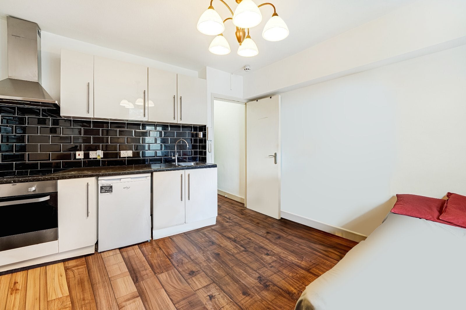Flat Nevern Place in Greater London