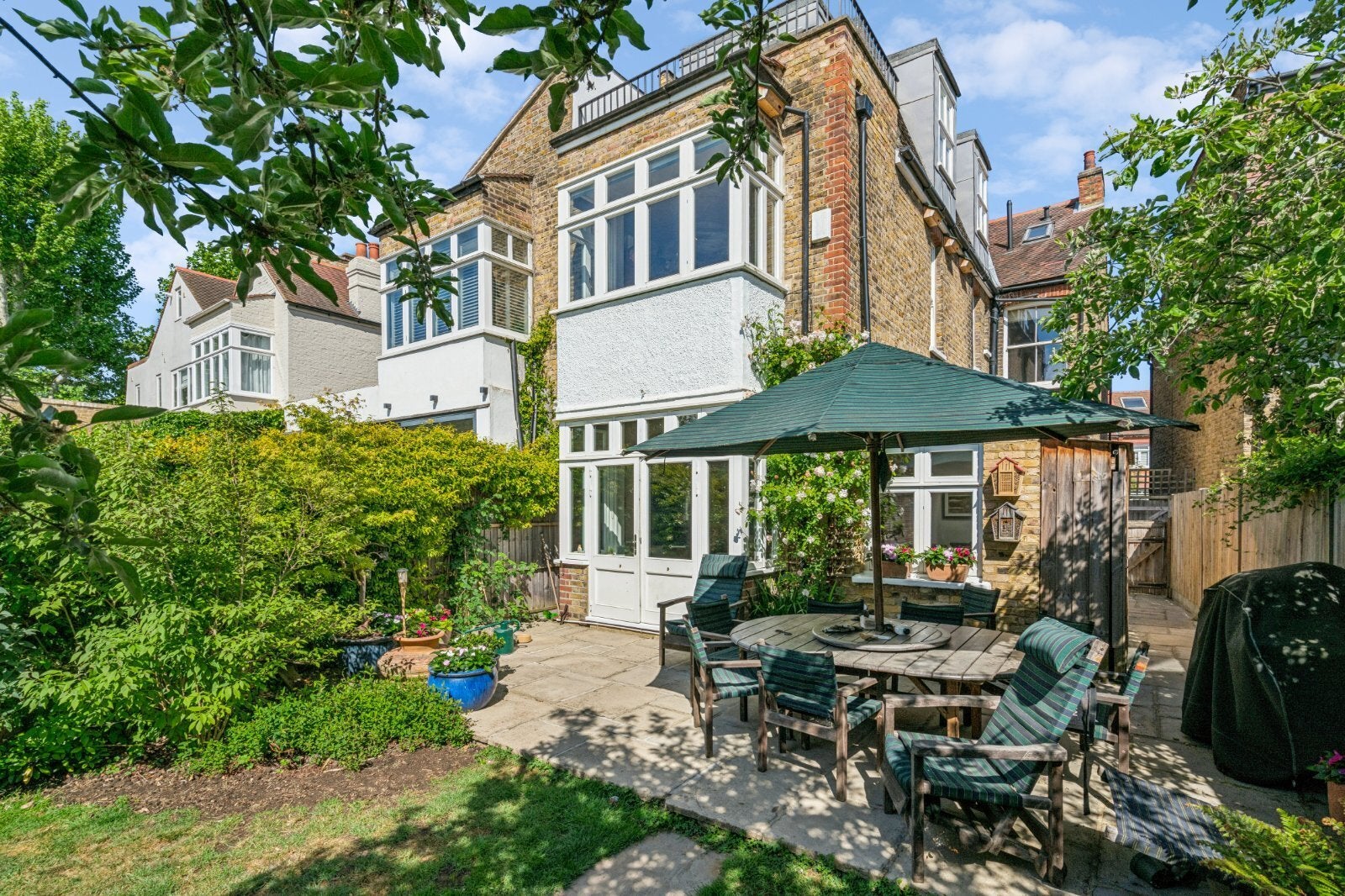 House Madrid Road in Greater London