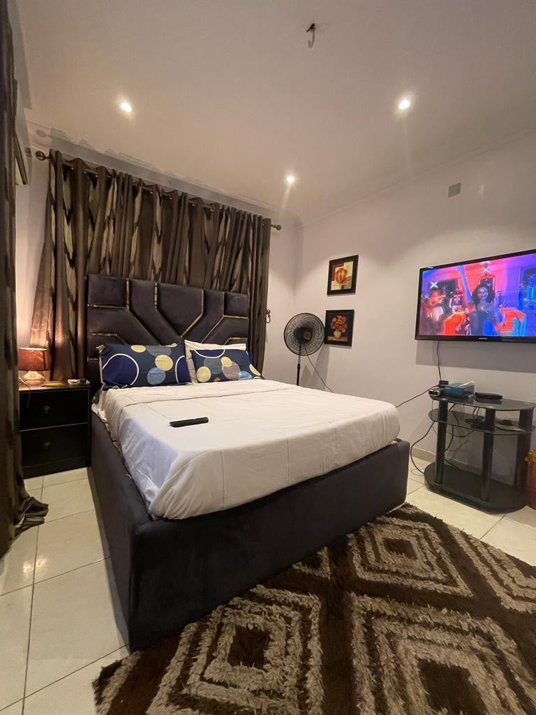 Flat Brondesbury Park in Greater London