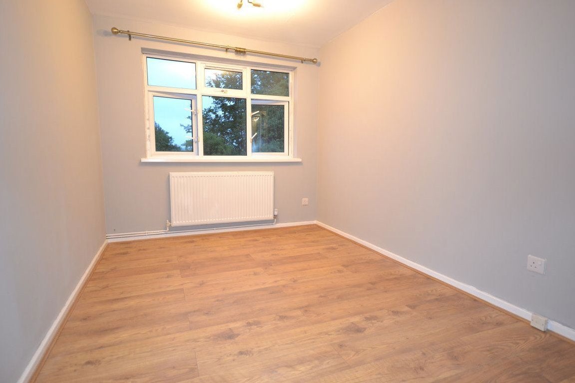 Flat Waldegrave Park in St Albans