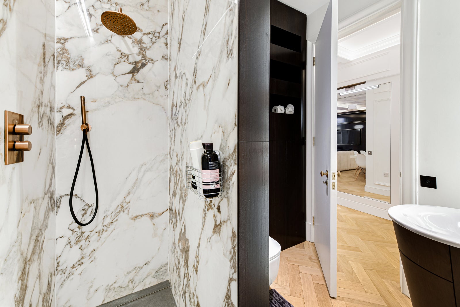 Flat Ennismore Gardens in City of Westminster