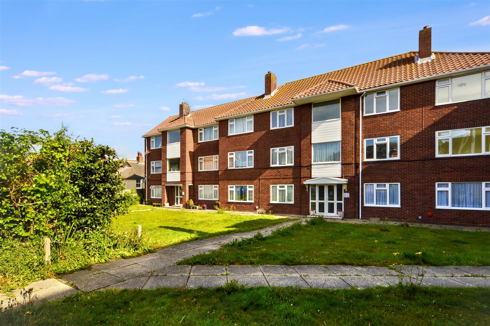 Flat Bedfordwell Road in Eastbourne