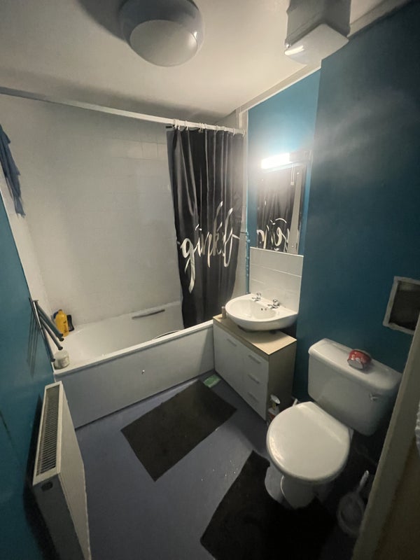 Room Norwood Road in Greater London