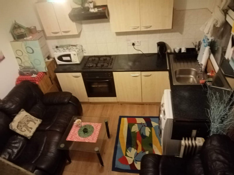 Room Haig Road West in Greater London
