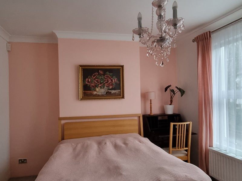 Room Nithdale Road in Greater London