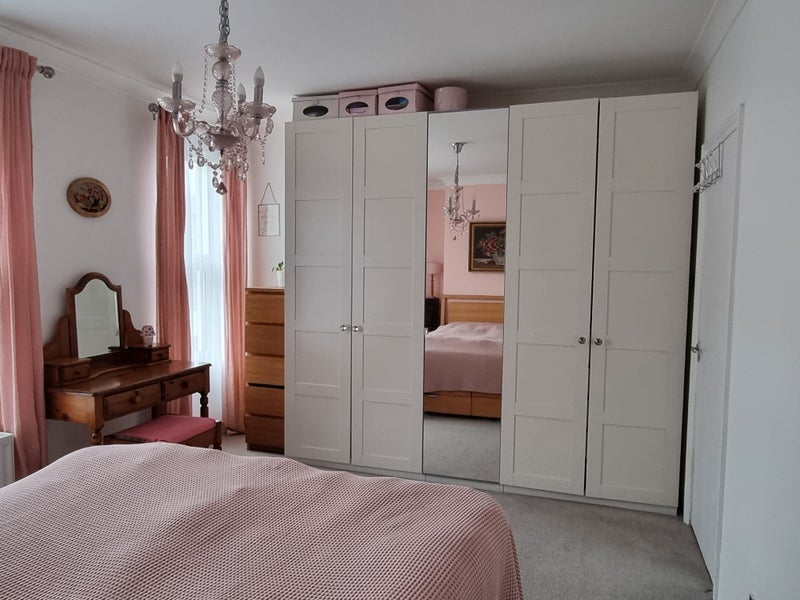 Room Nithdale Road in Greater London