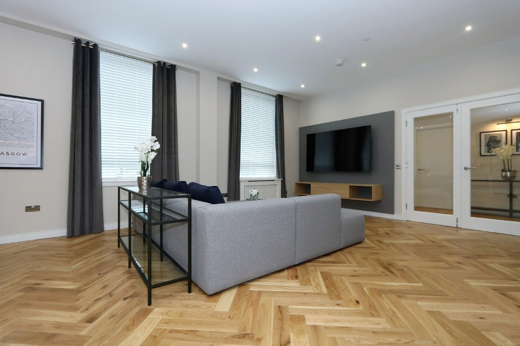 Flat Somerset Place Meuse in Glasgow
