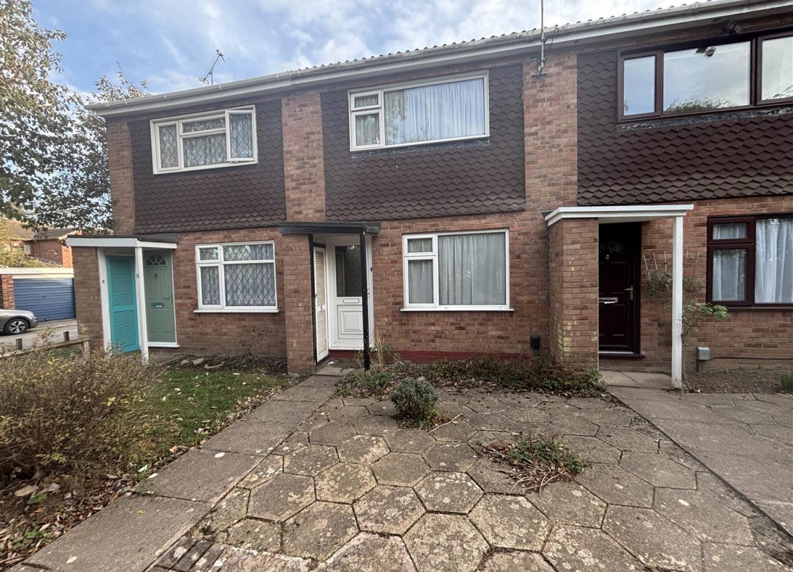 House Bridport Close in Coventry