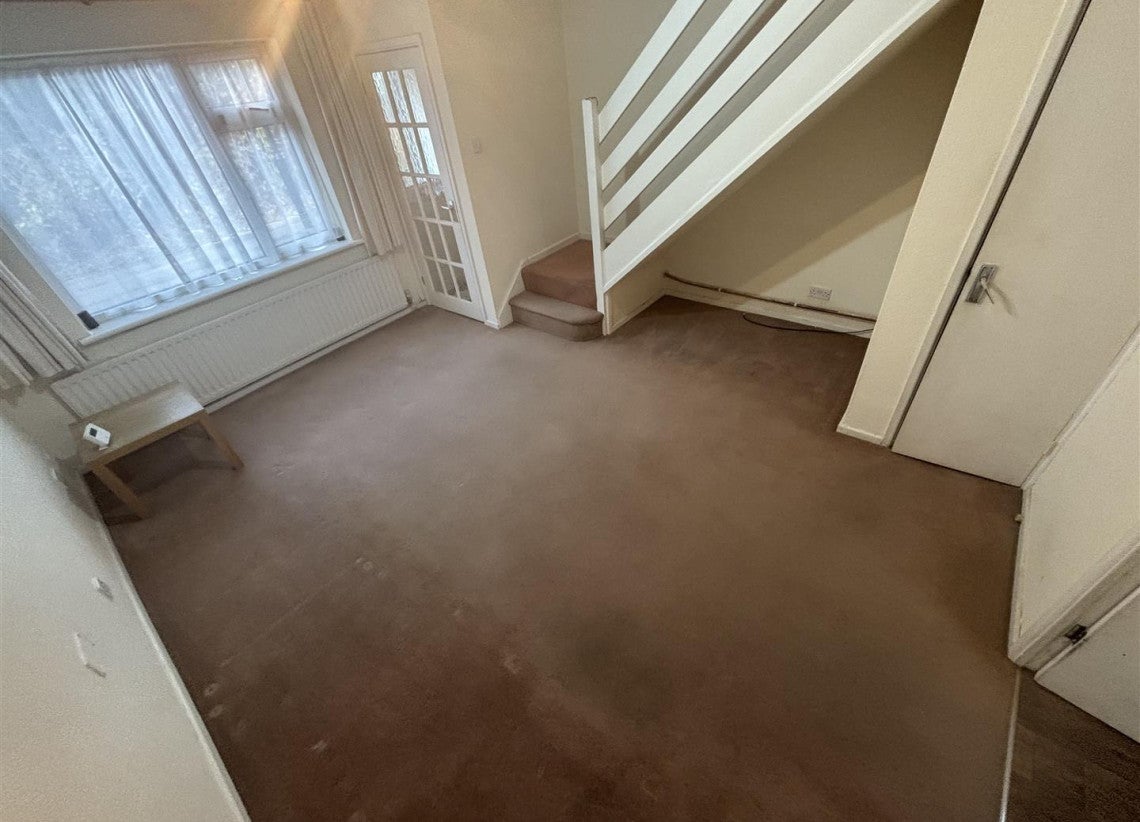 House Bridport Close in Coventry