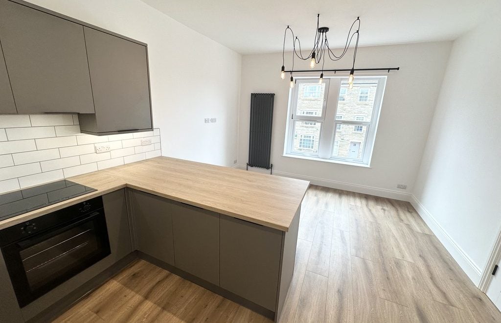 Flat Sir Wilfred Place in Bradford