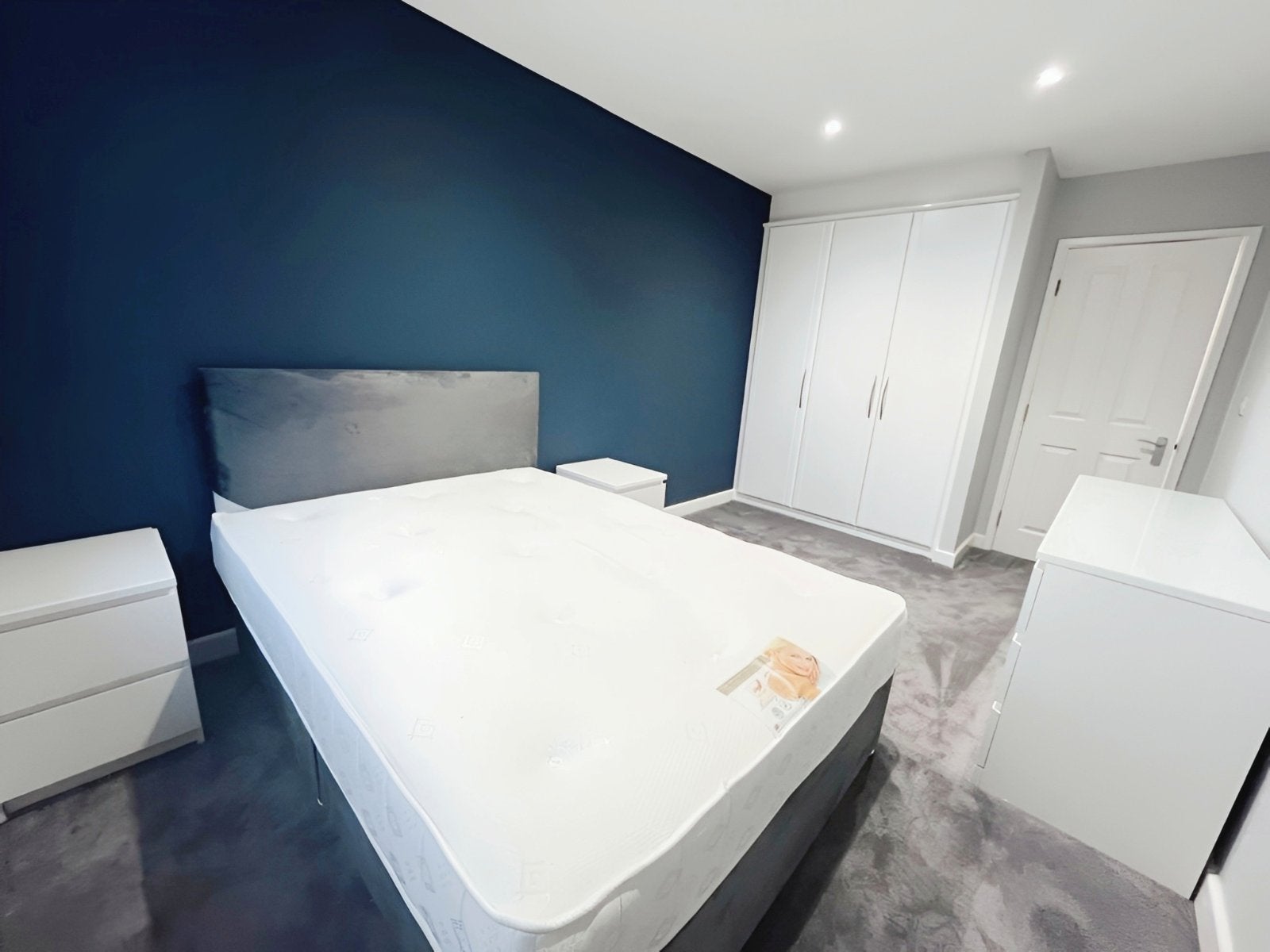 Flat Wilbraham Road in Manchester