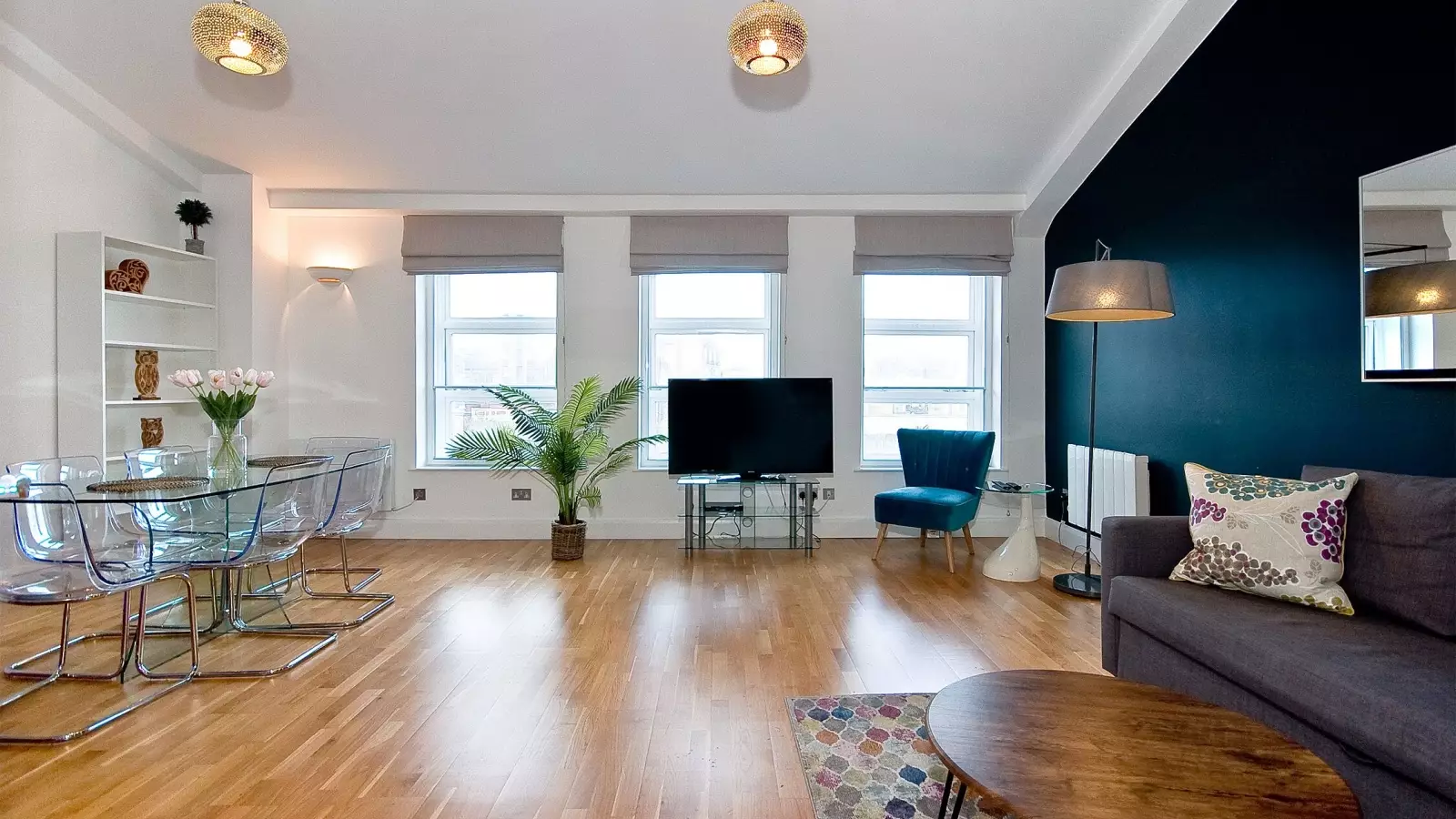 Flat Pear Tree Court in Greater London