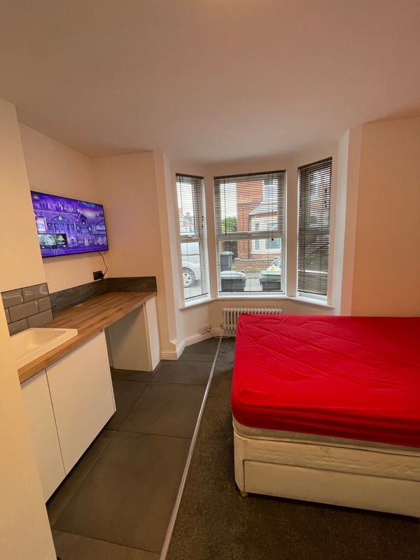 Room Willoughby Street in Nottingham