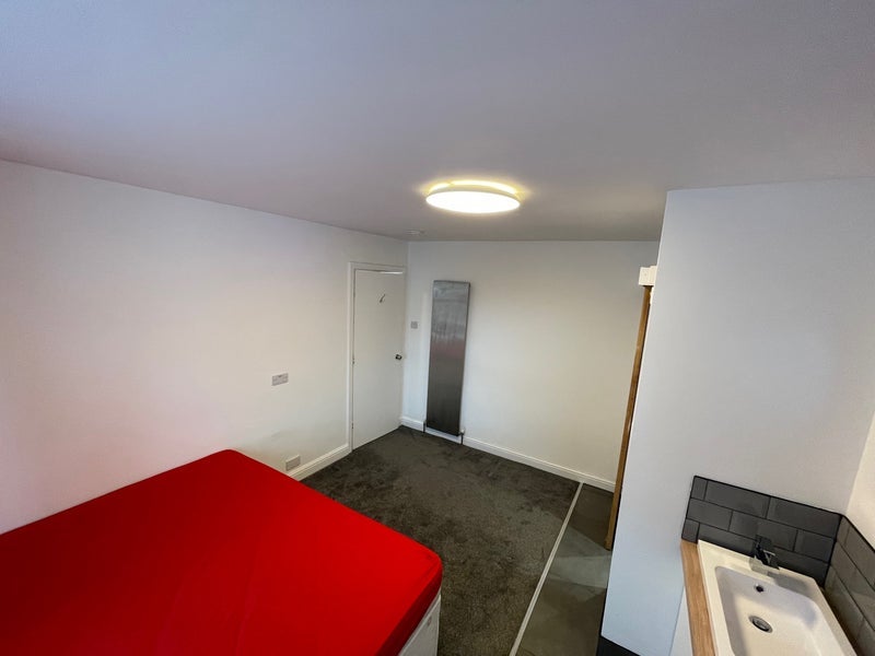Room Willoughby Street in Nottingham