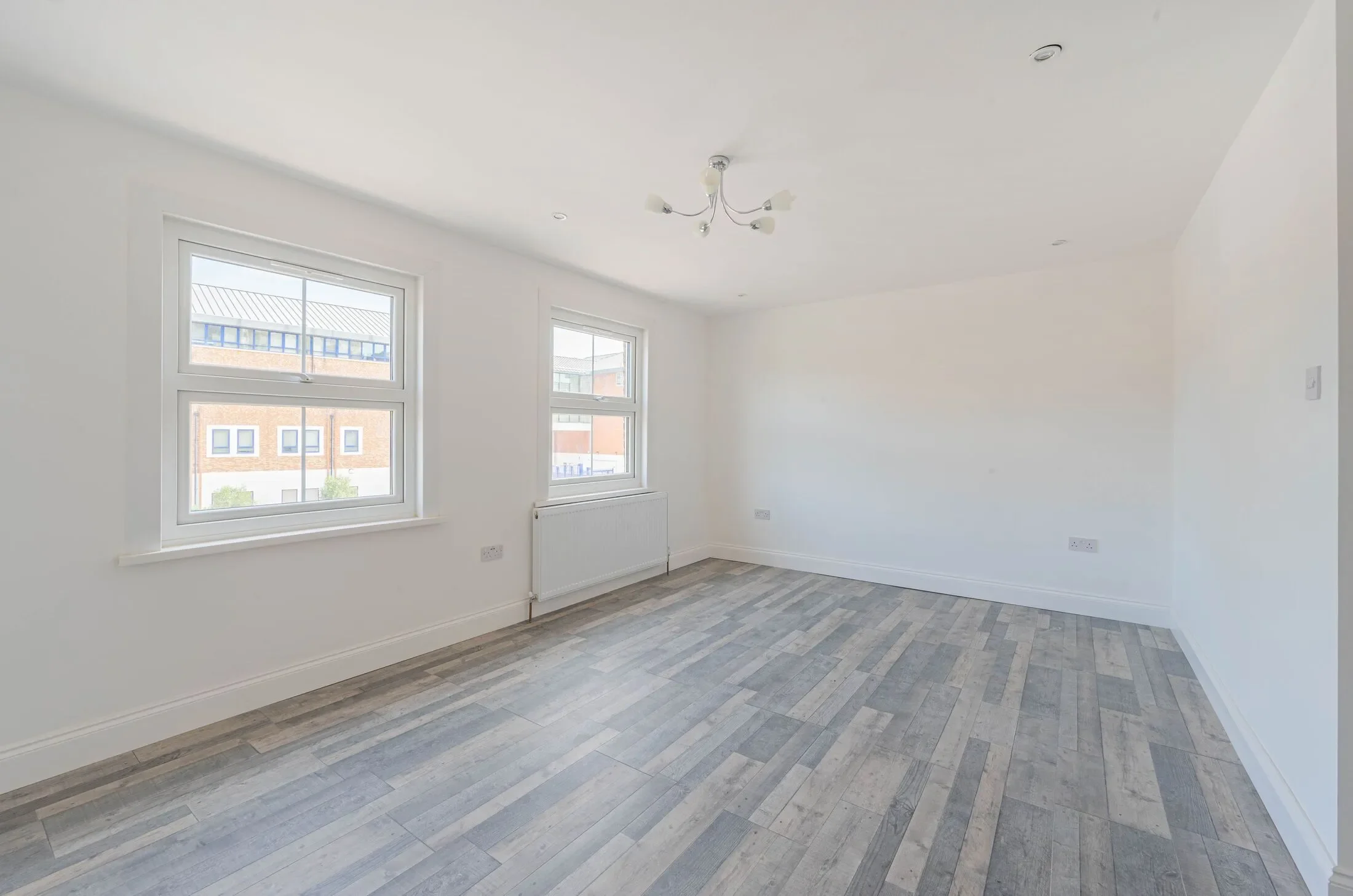 Flat Molesworth Street in Greater London