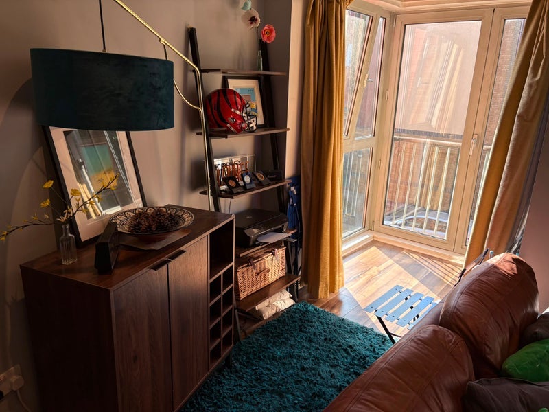 Flat Eden Grove in Greater London