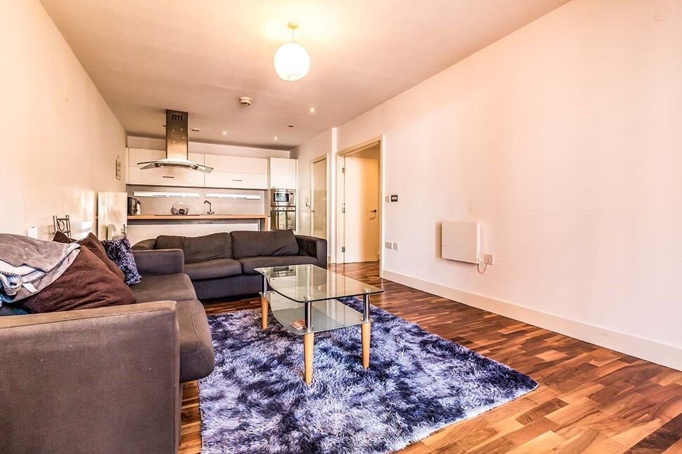 Flat Whitworth Street West in Manchester
