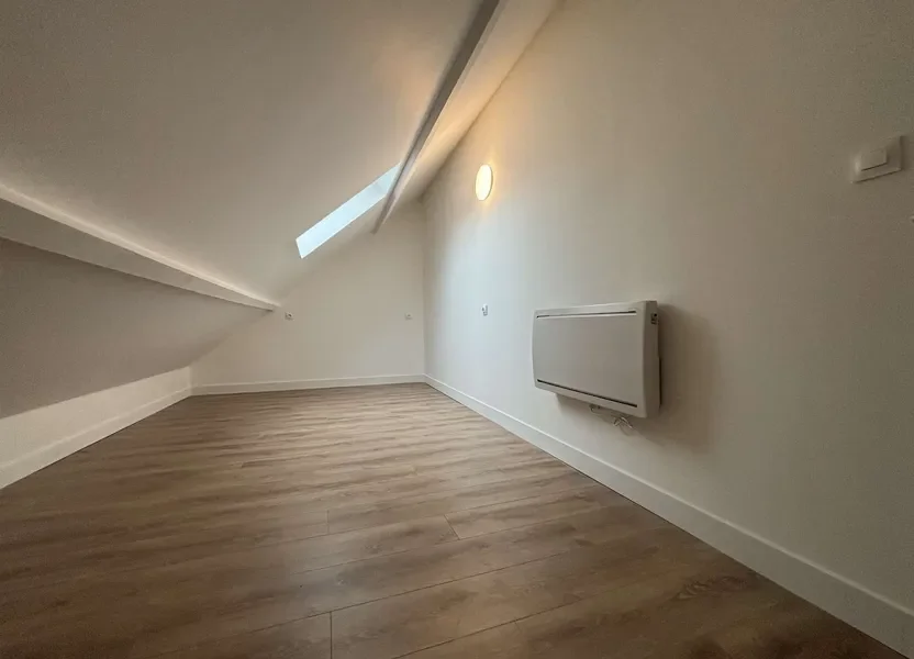 Appartement Rue de la Chapelle Saint-Jacques à Milly-la-Forêt