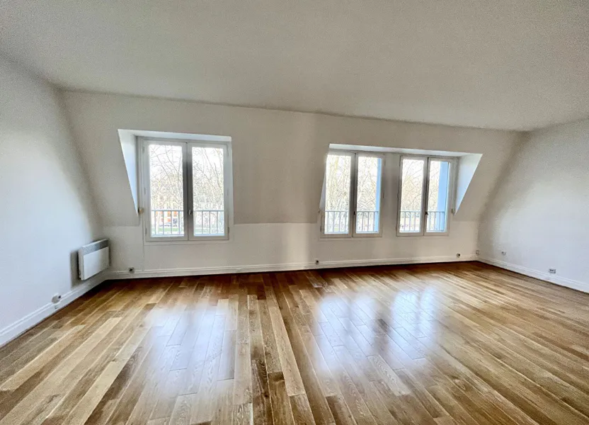 Flat Rue des Chantiers in Versailles