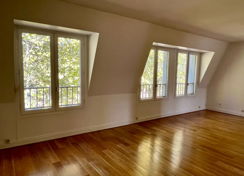 Flat Rue Jacques Boyceau in Versailles