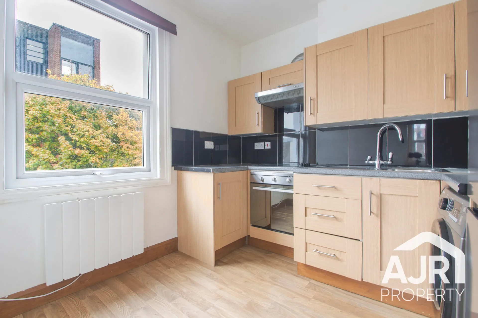 Flat Eltham High Street in Greater London