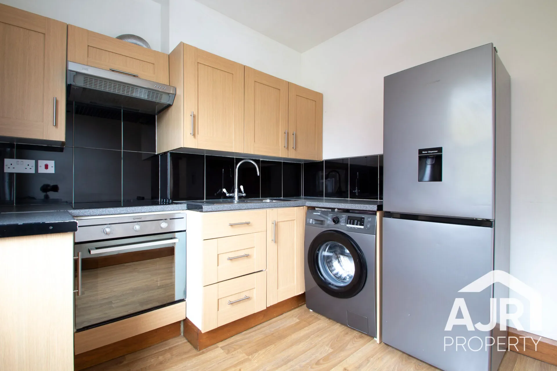 Flat Eltham High Street in Greater London