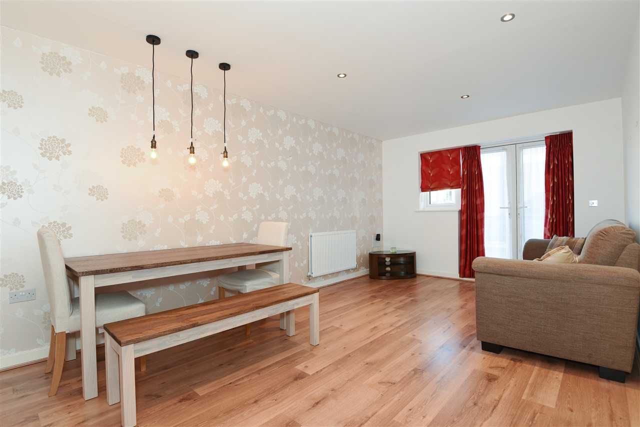 Flat Cow Lane in Watford