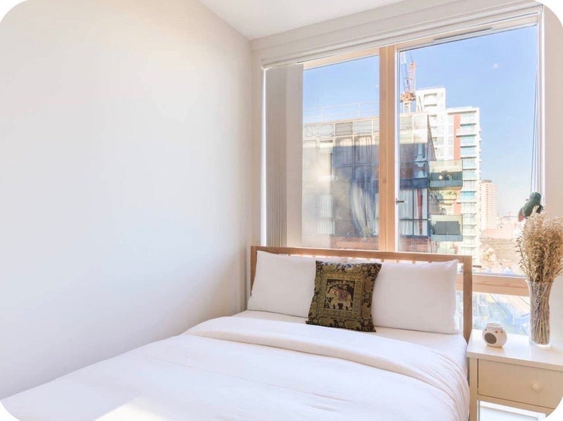 Room Barry Blandford Way in Greater London
