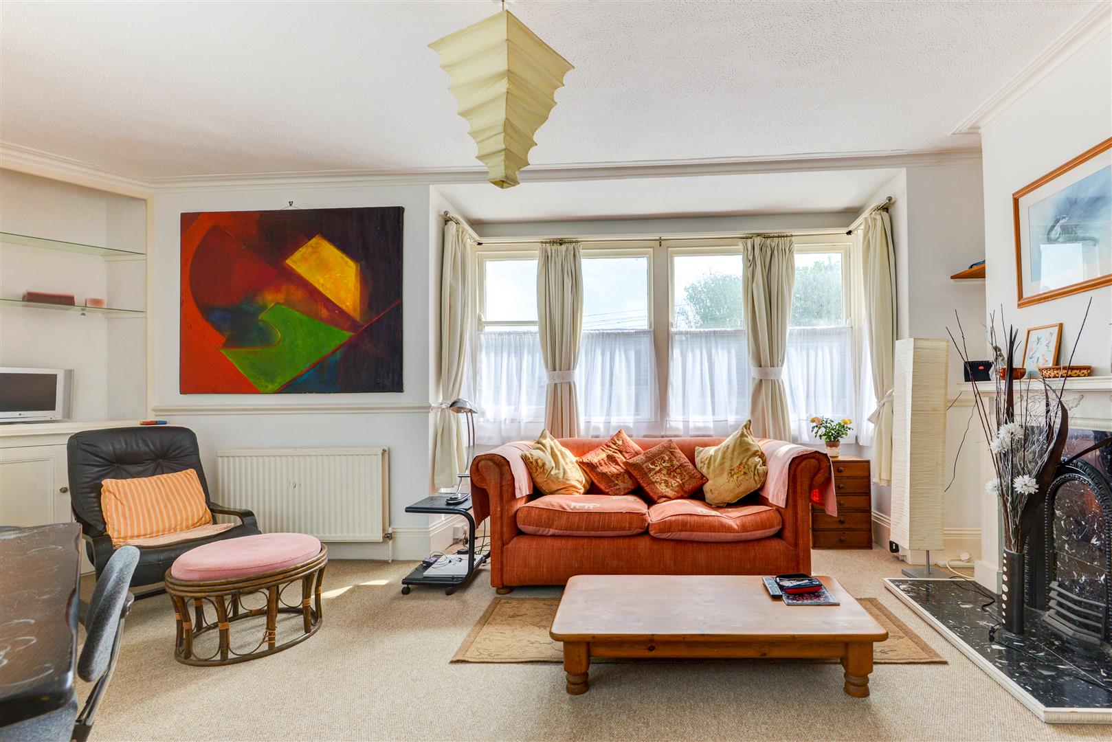 Flat Robertson Road in Brighton