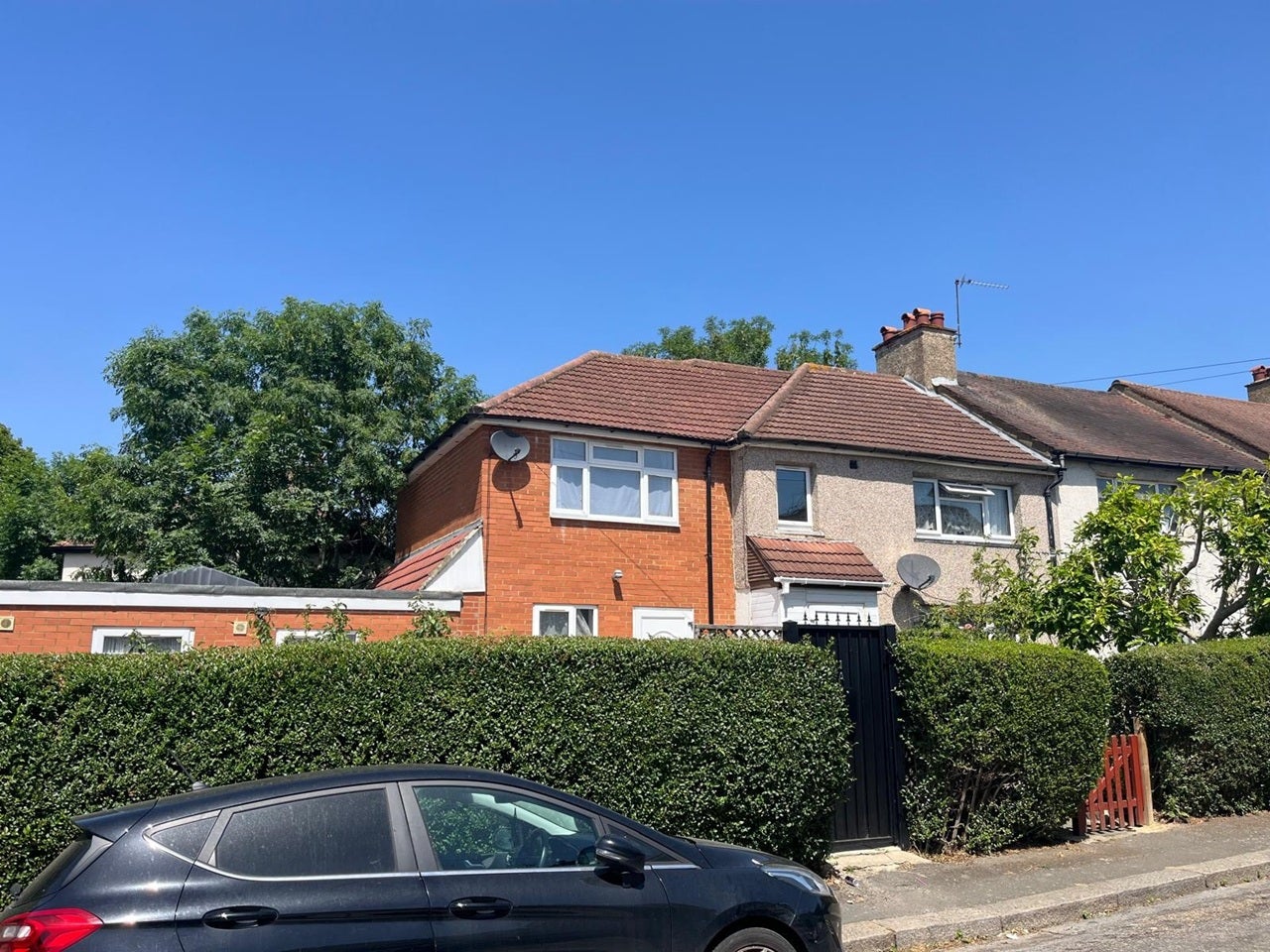 House Berry Way in Greater London