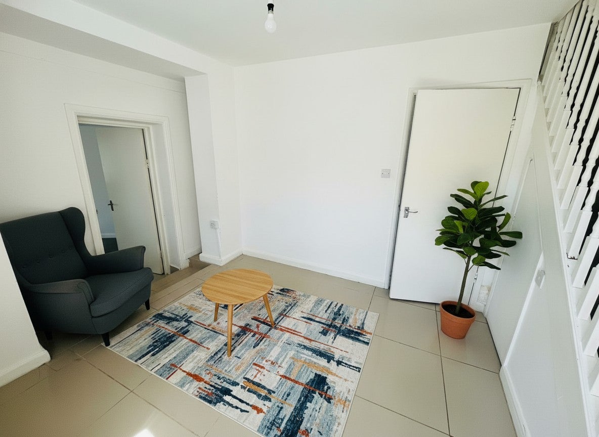 House Berry Way in Greater London