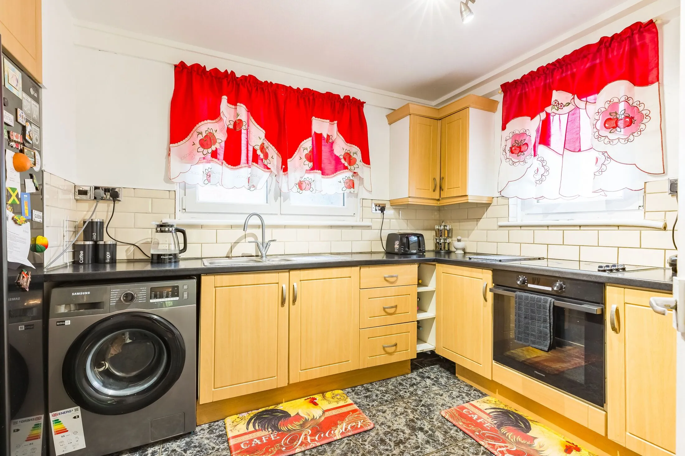Flat Bentham Road in Greater London