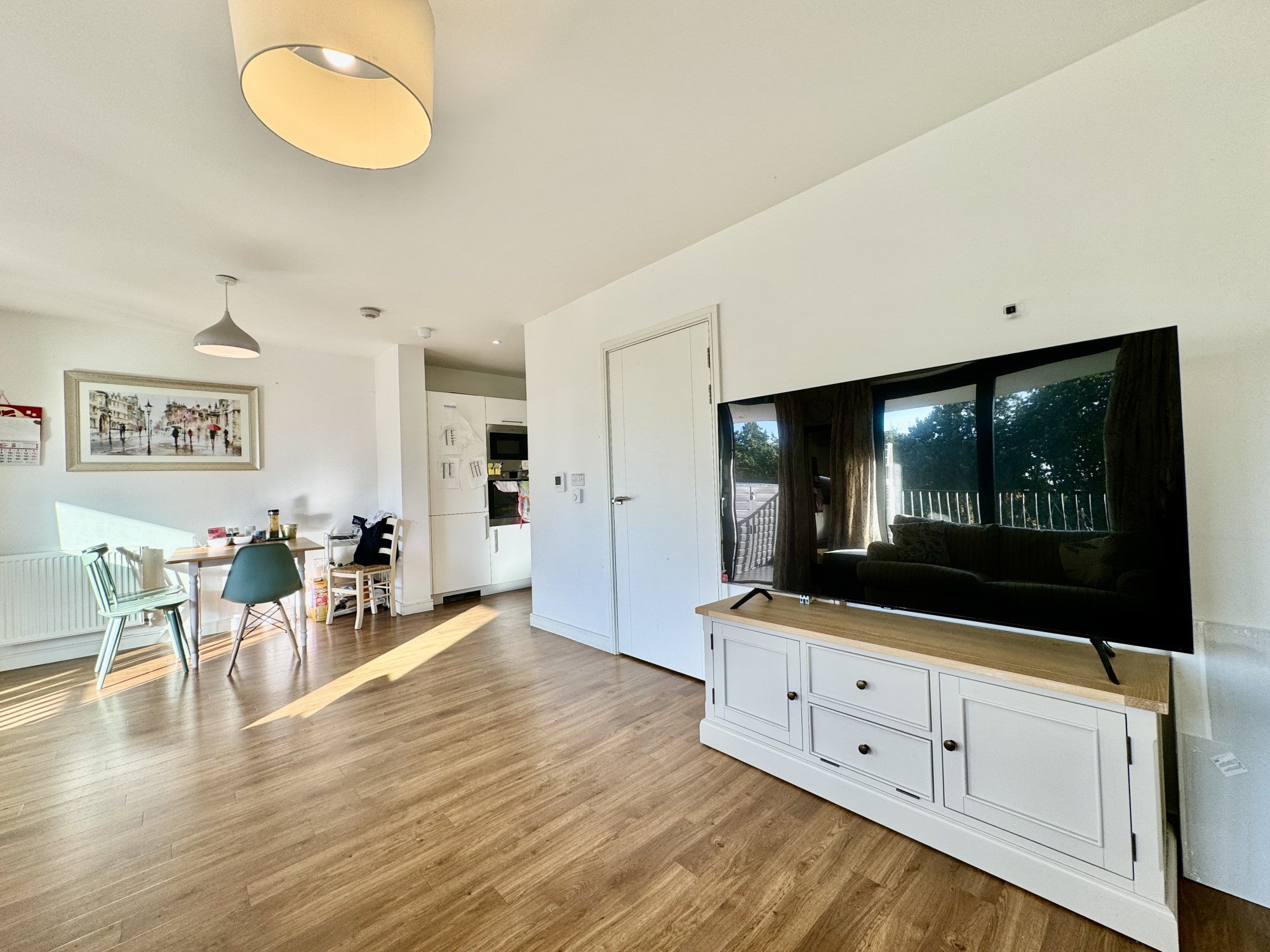Flat Bramwell Way in Greater London