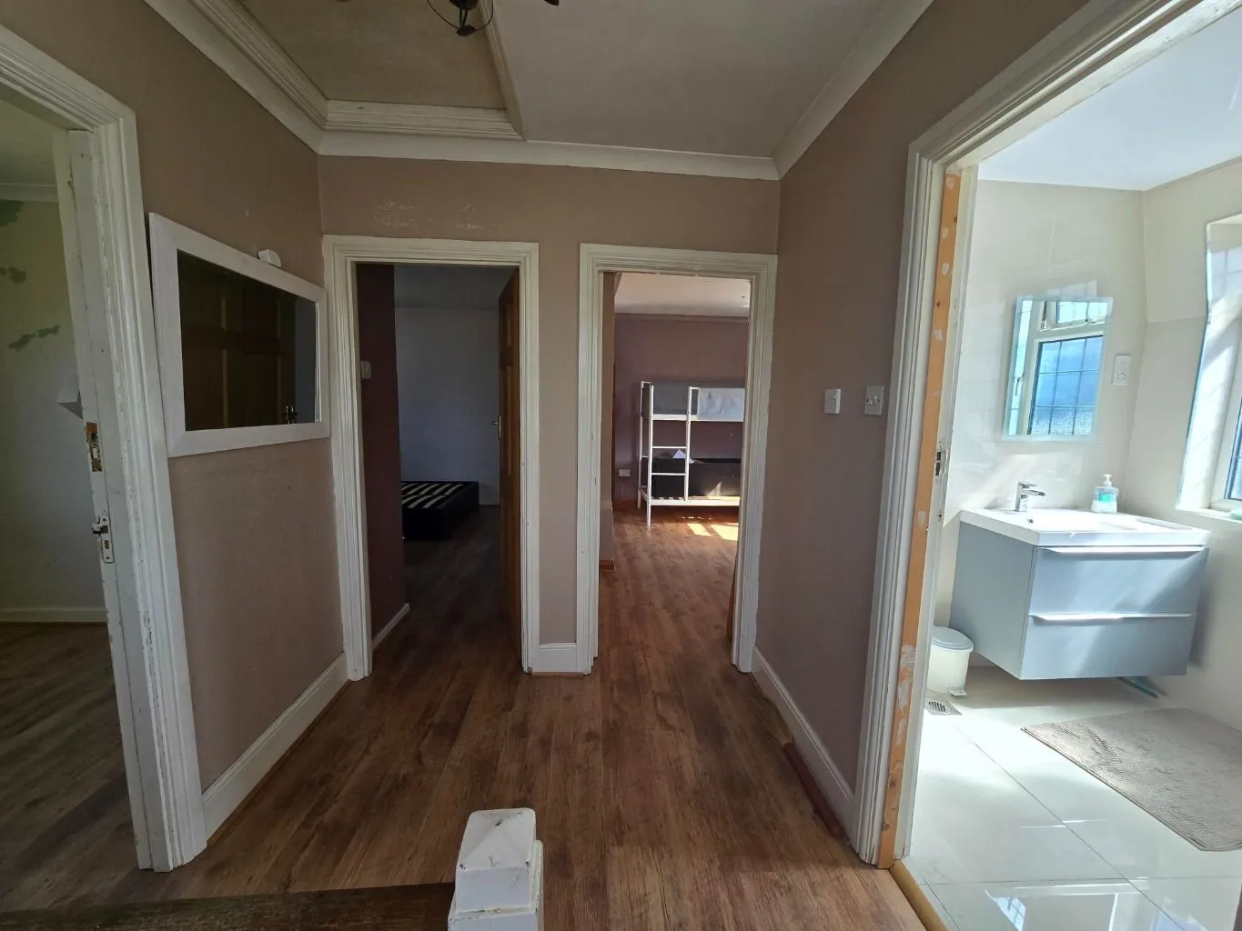 House Prestwick Road in Three Rivers