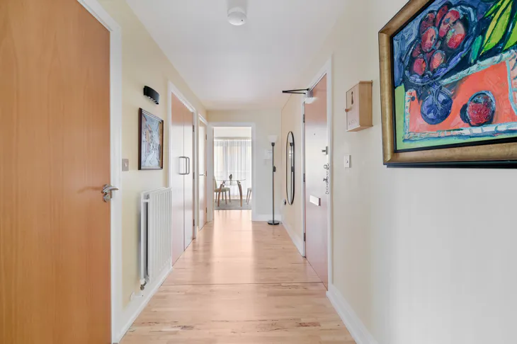 Flat Cassilis Road in Greater London