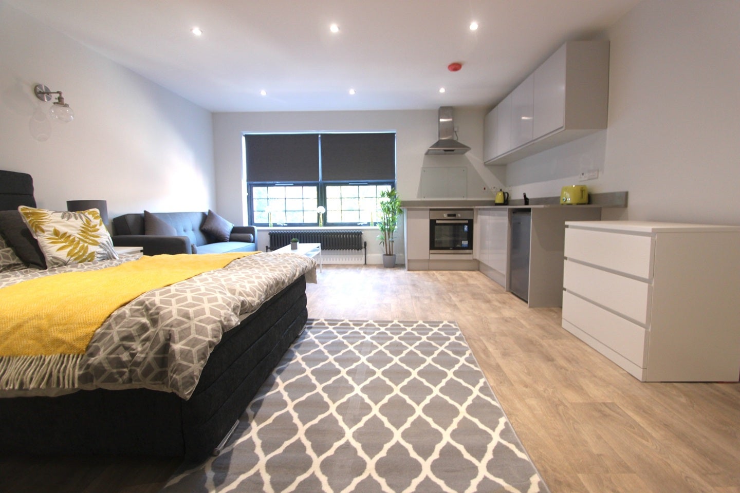 Flat Alma Street in Luton