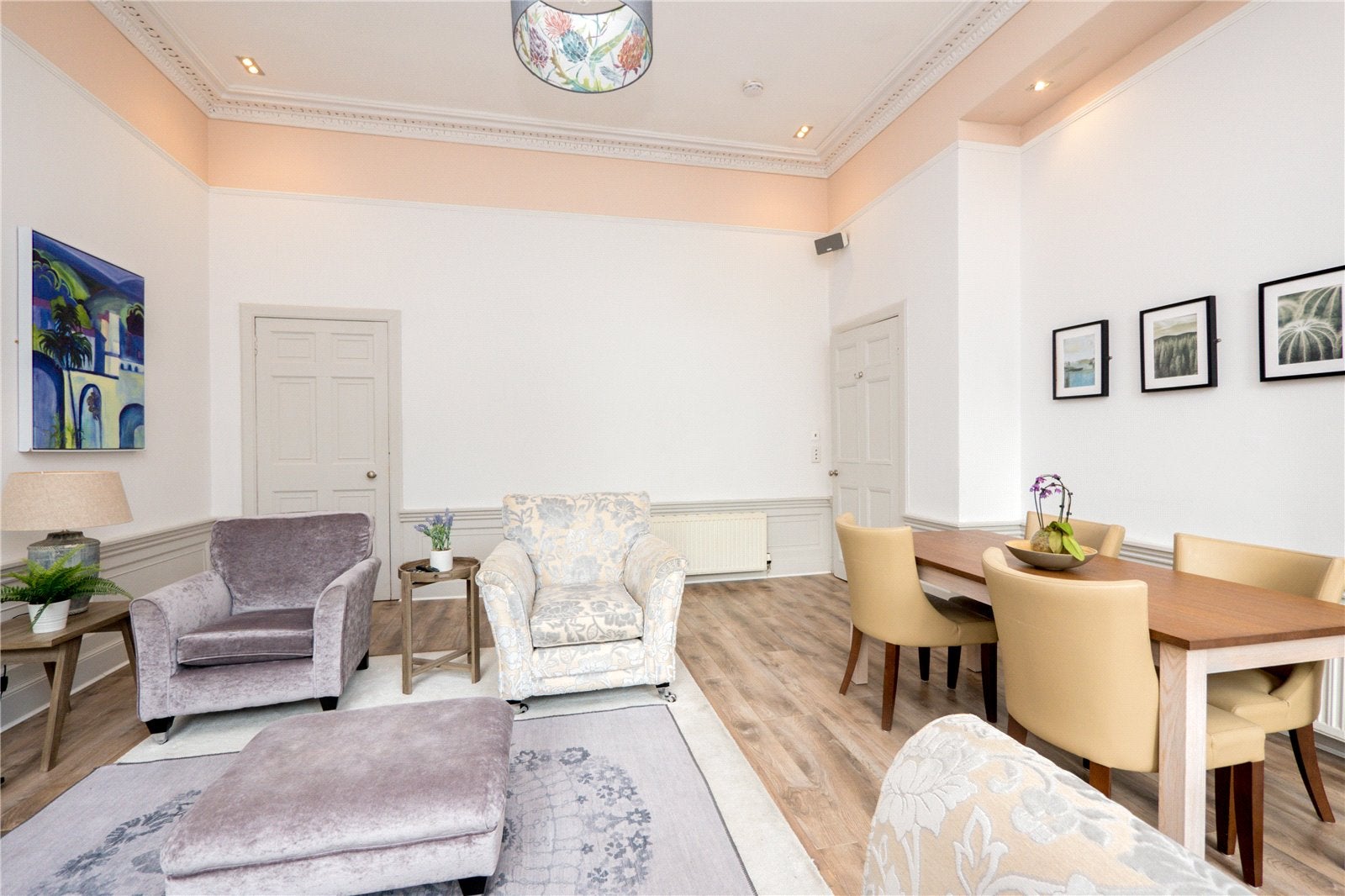 Flat Broughton Place in City of Edinburgh