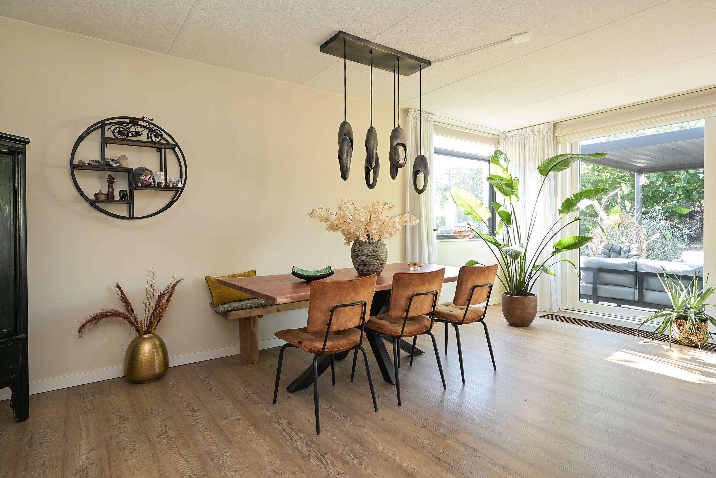 Hoekwoning te koop: Hoek van Hollandlaan 1, 'S-Gravenhage