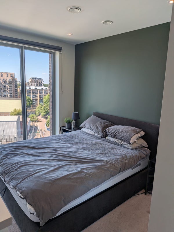 Room Pilots Way in Greater London