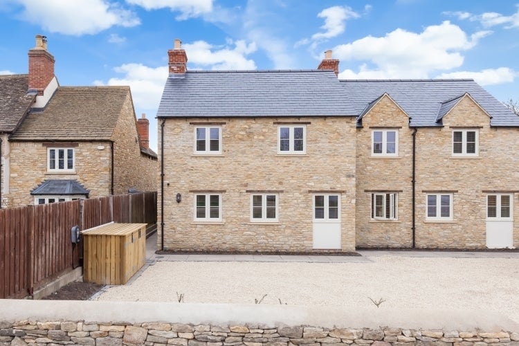 House Main Road in West Oxfordshire