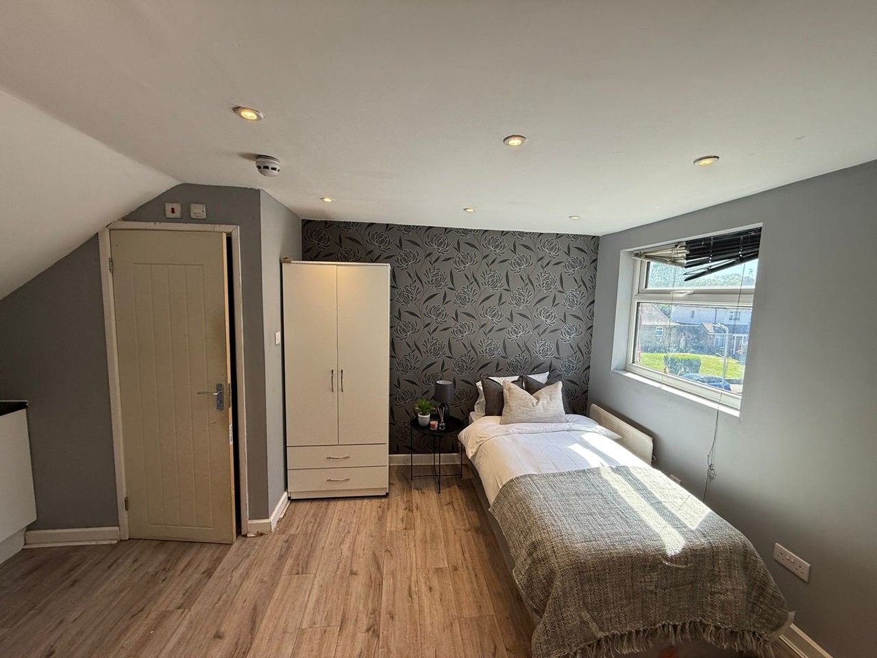 Flat Wood Rise in Greater London