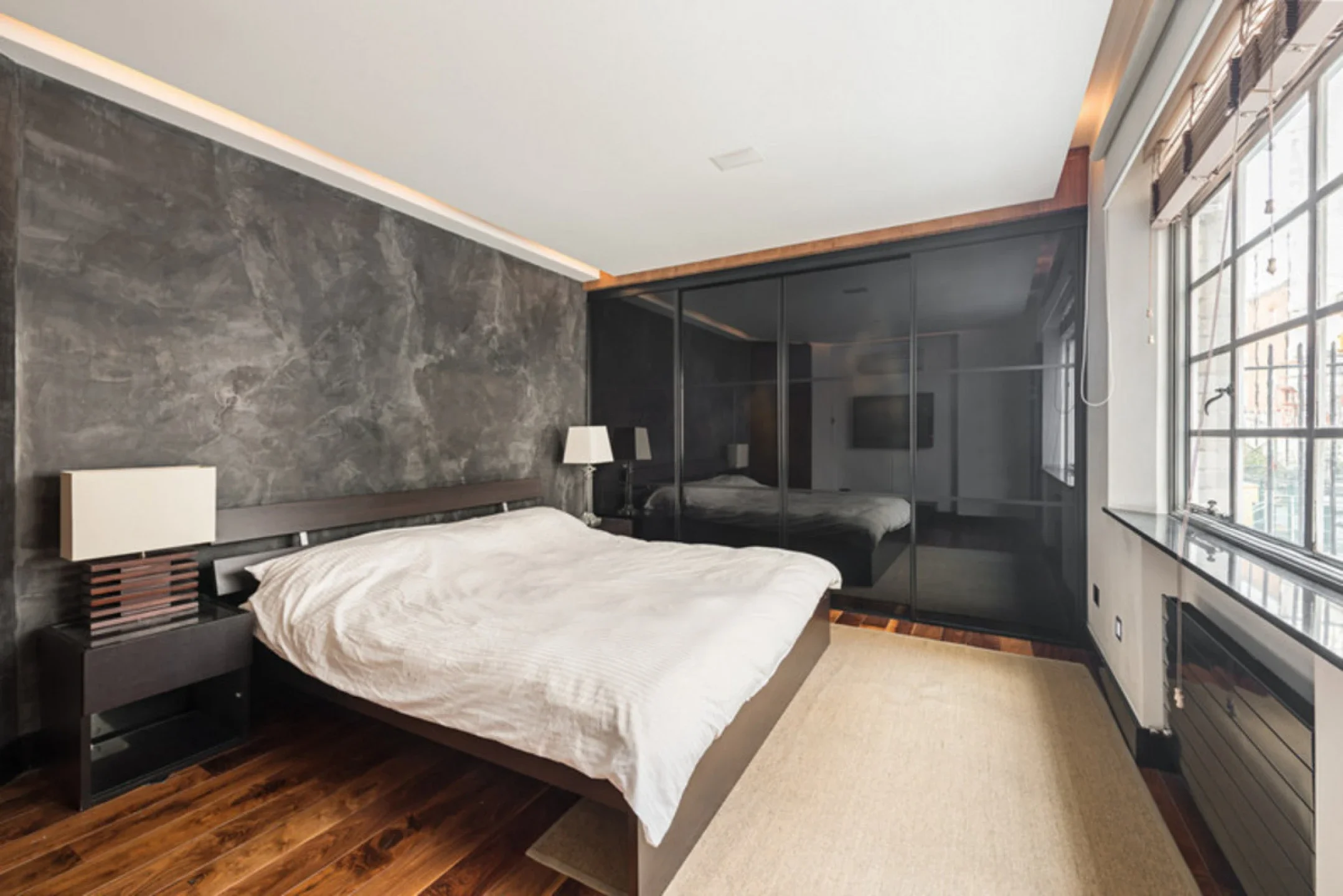 Flat Sloane Street in Greater London