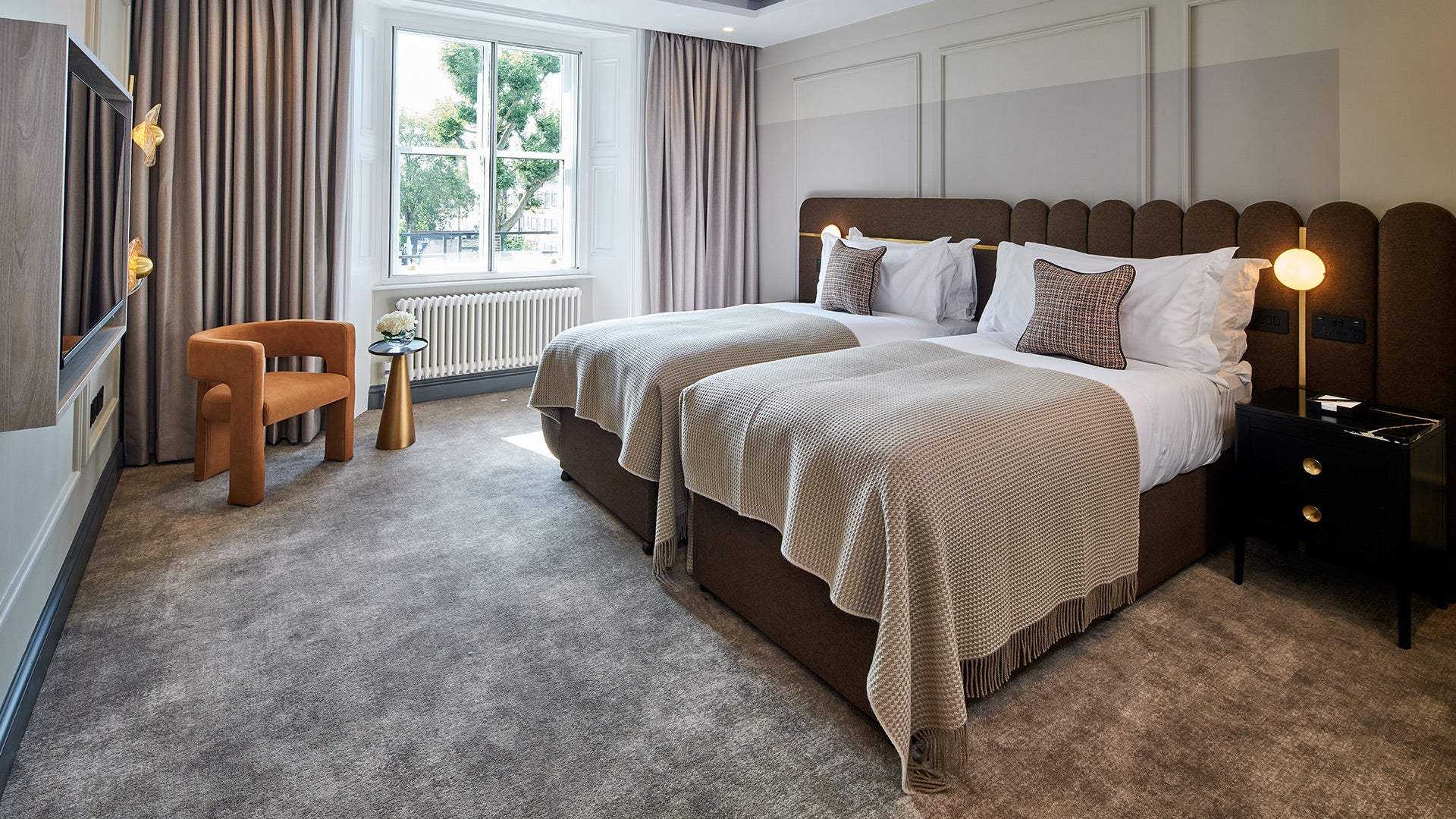 Flat Hyde Park Gate in Greater London