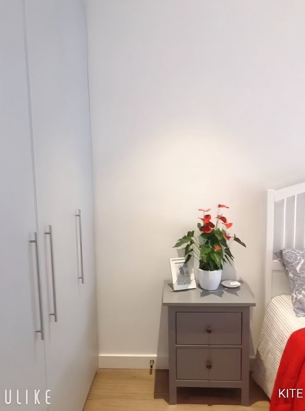 Room Weaver Walk in Greater London