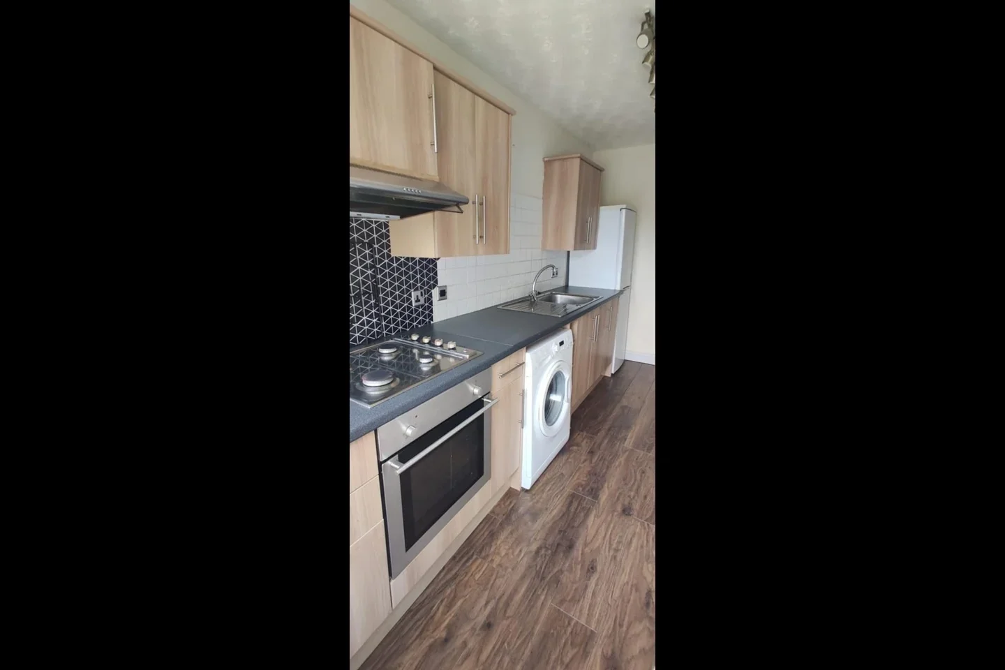 Flat Claverley Green in Luton