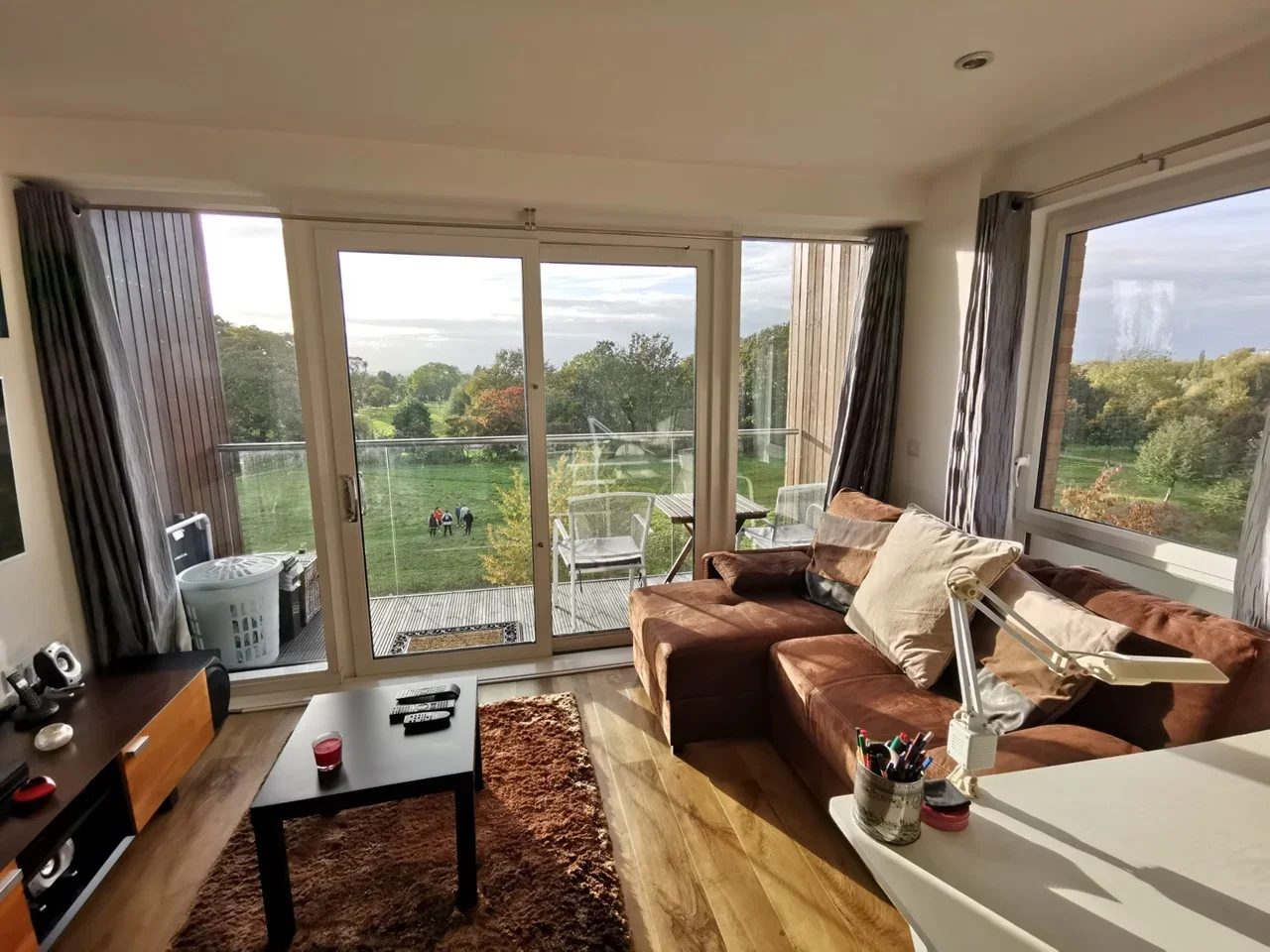 Flat Dowding Drive in Greater London